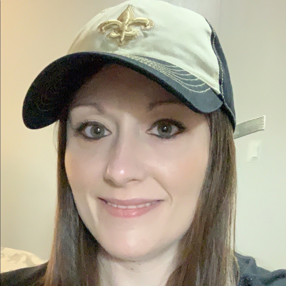 Meet your Posher, Ashley